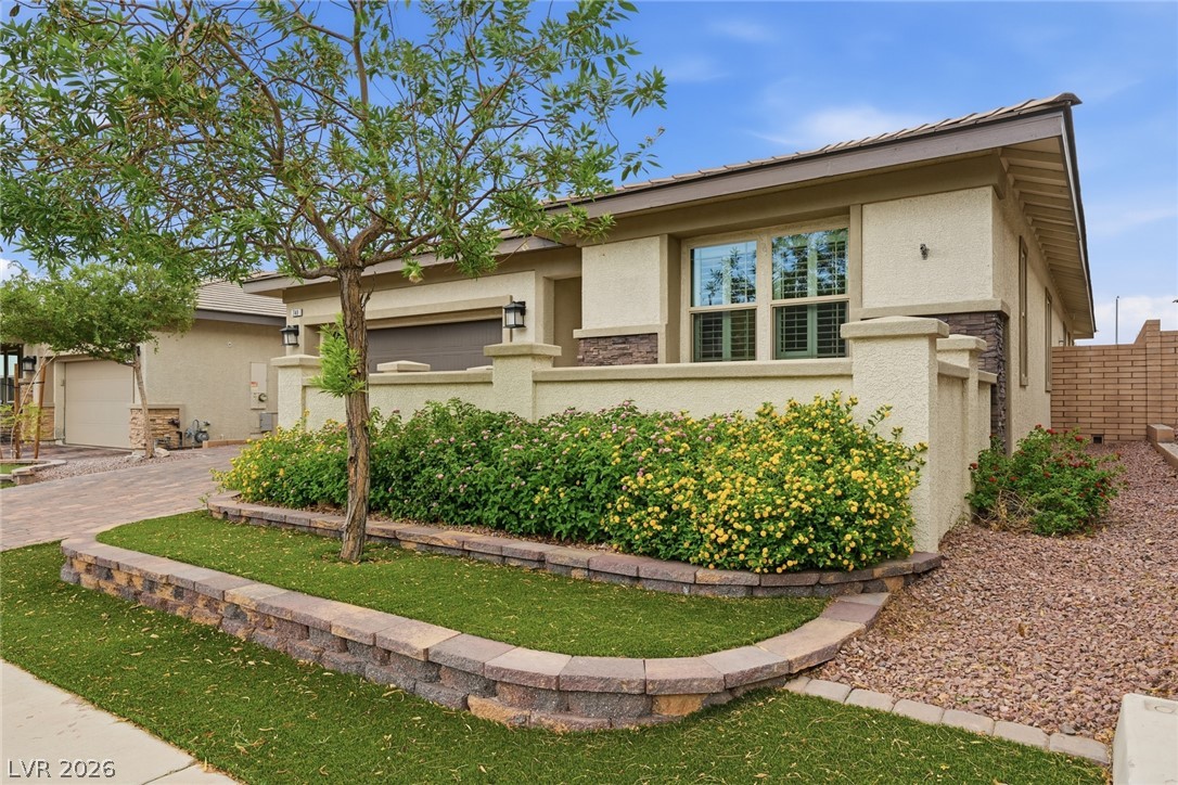 748 Omaggio Place Property Photo 11