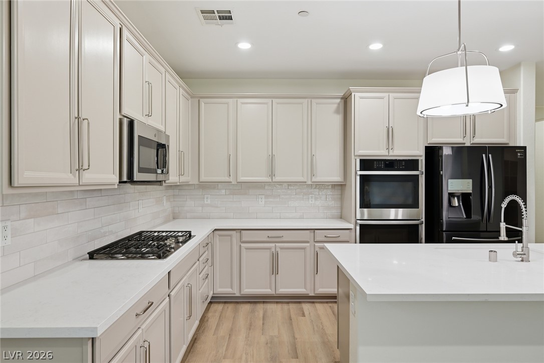 748 Omaggio Place Property Photo 16