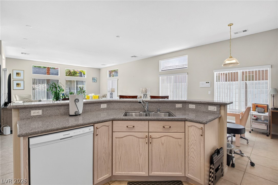 5525 Chicory Falls Court Property Photo 16