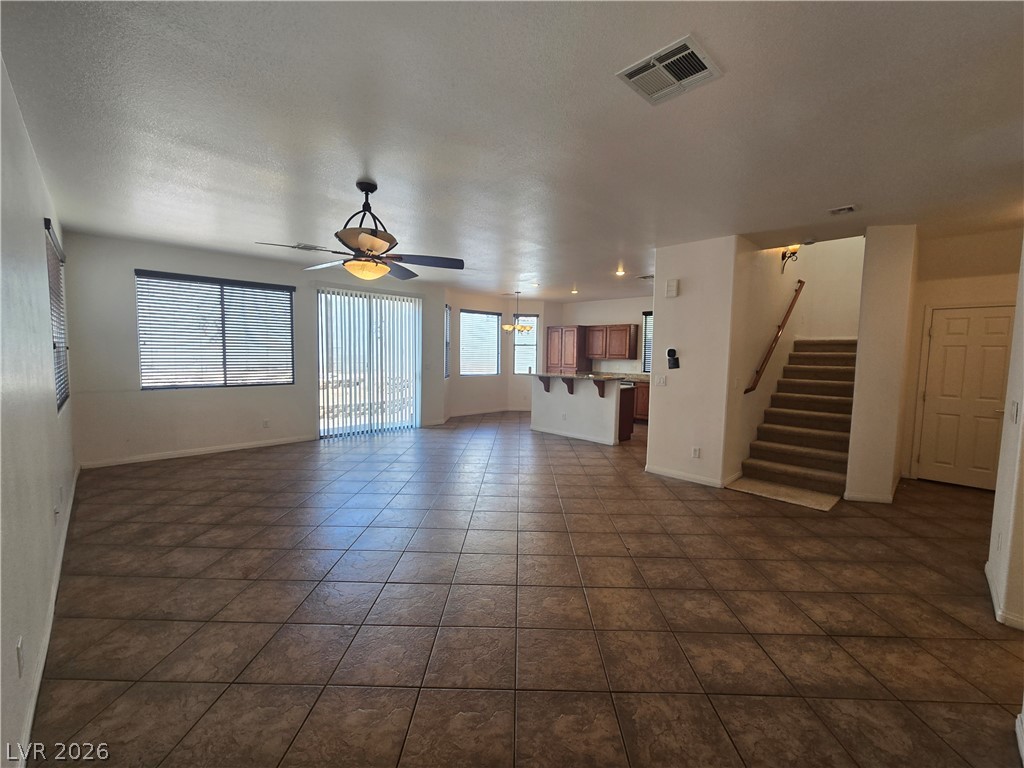 9164 Craven Avenue Property Photo 7