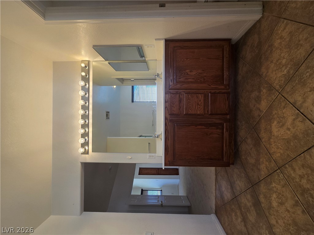 9164 Craven Avenue Property Photo 26