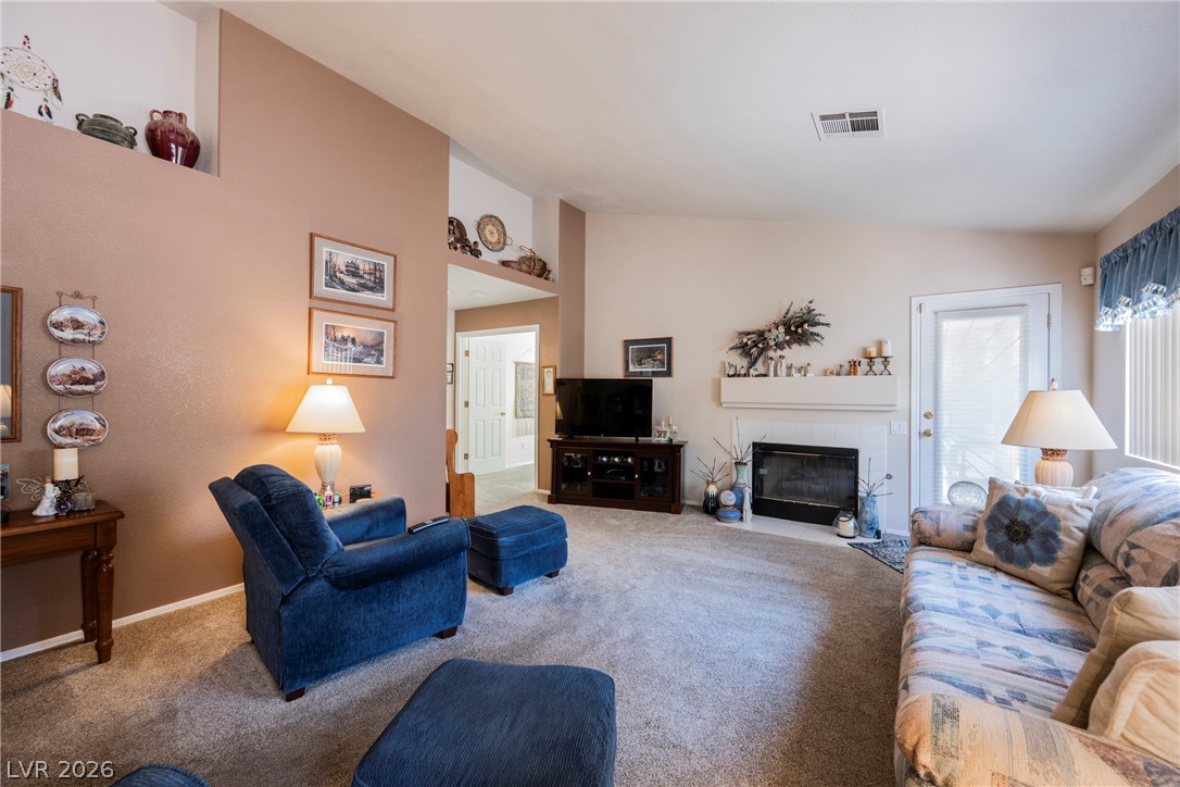 4557 Rapallo Court Property Photo 6
