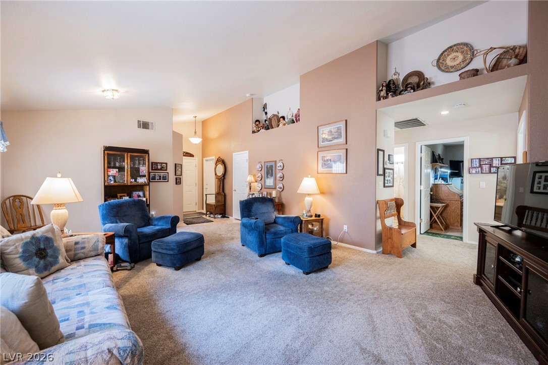 4557 Rapallo Court Property Photo 8