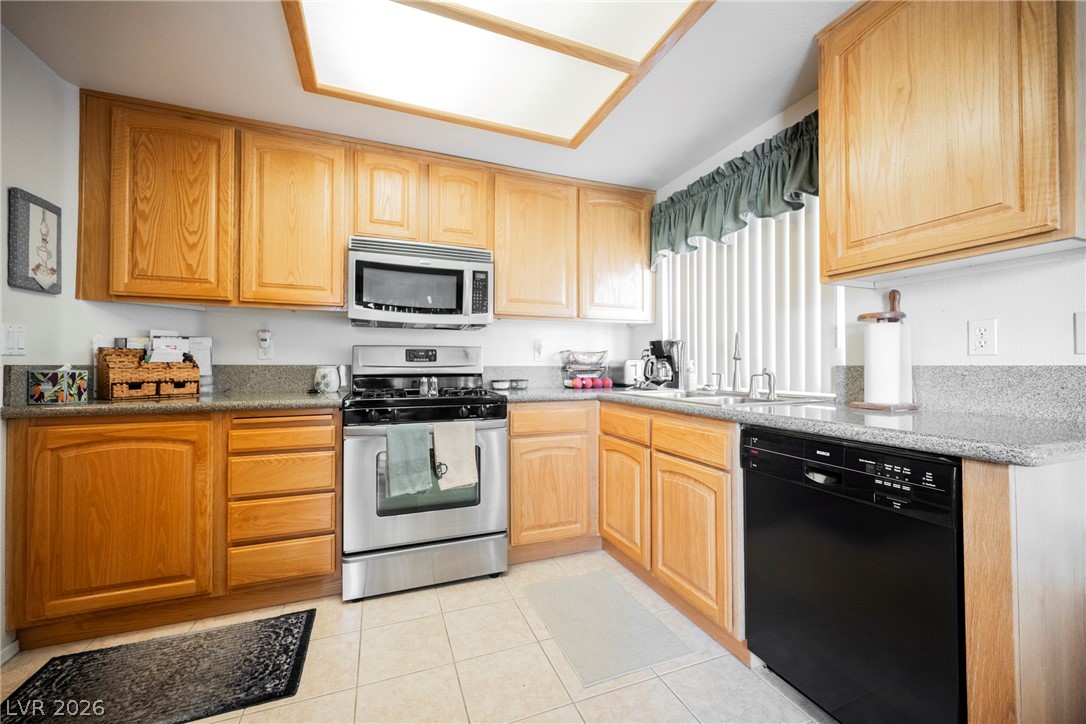 4557 Rapallo Court Property Photo 15