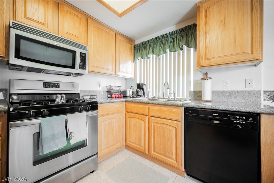 4557 Rapallo Court Property Photo 16