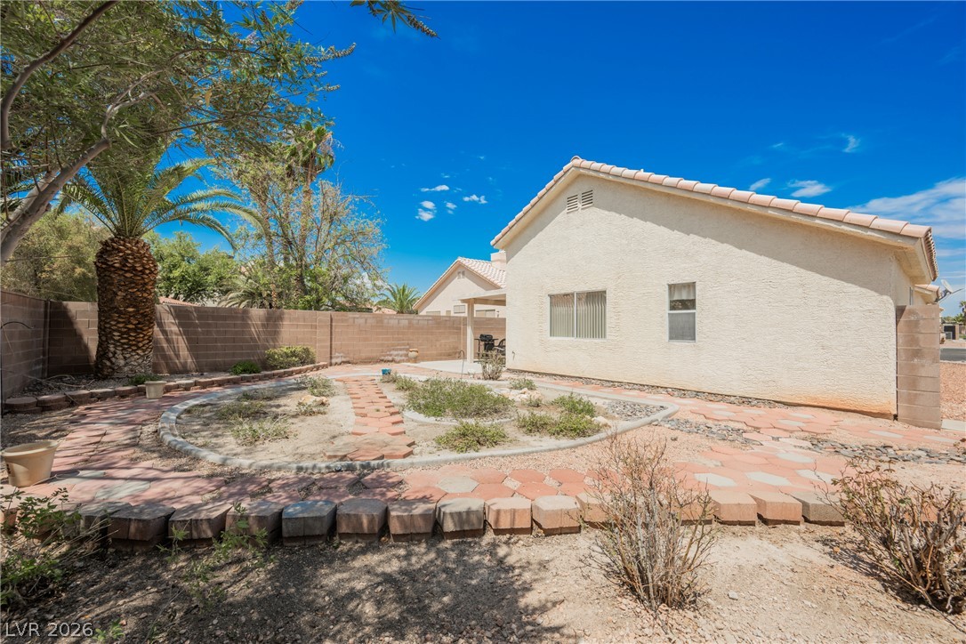 4557 Rapallo Court Property Photo 42