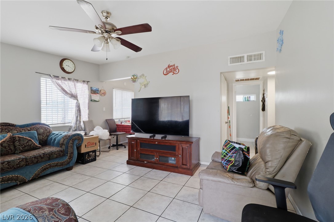 2101 Stanley Avenue Property Photo 5