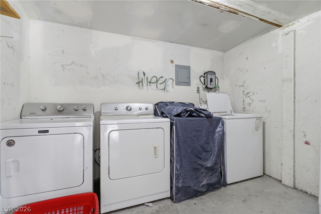 2101 Stanley Avenue Property Photo 19