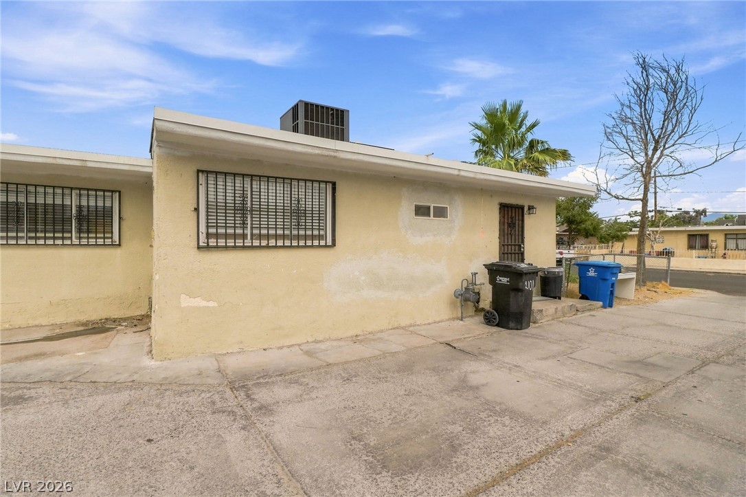 2101 Stanley Avenue Property Photo 22