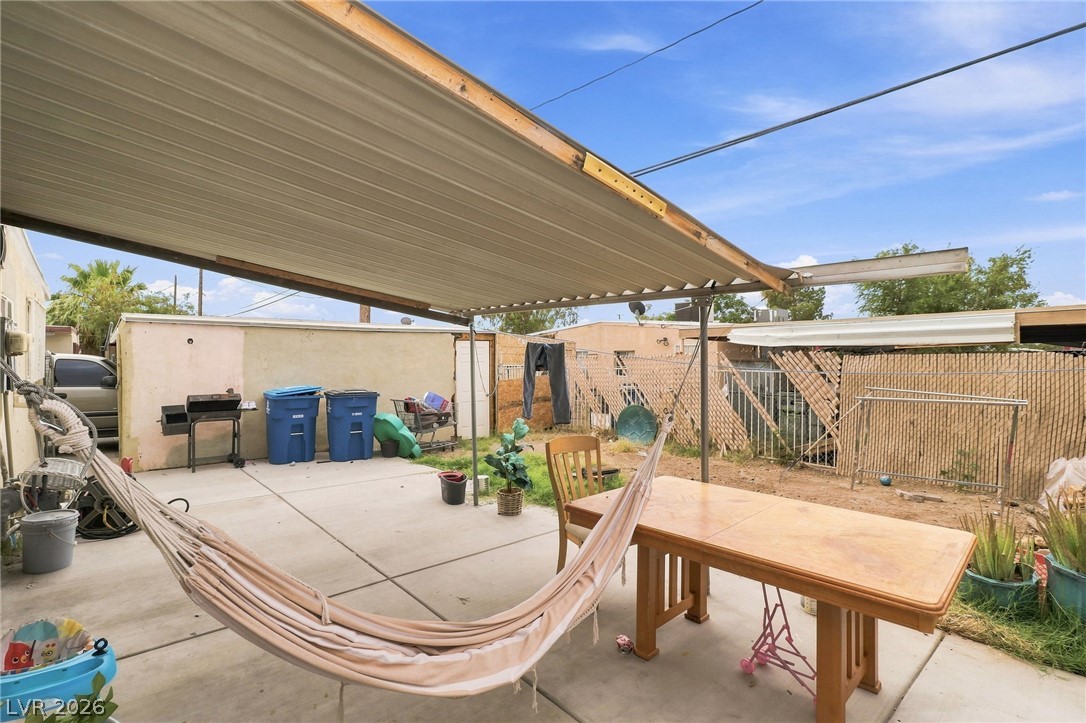2101 Stanley Avenue Property Photo 46