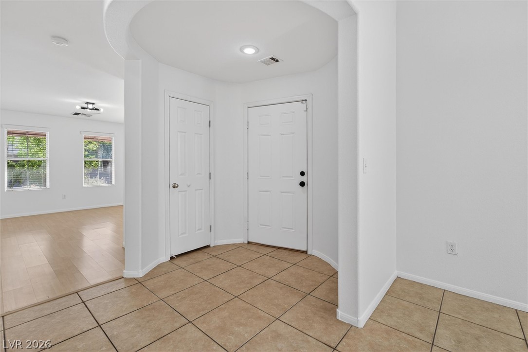 5629 Vassar Meadow Street Property Photo 2
