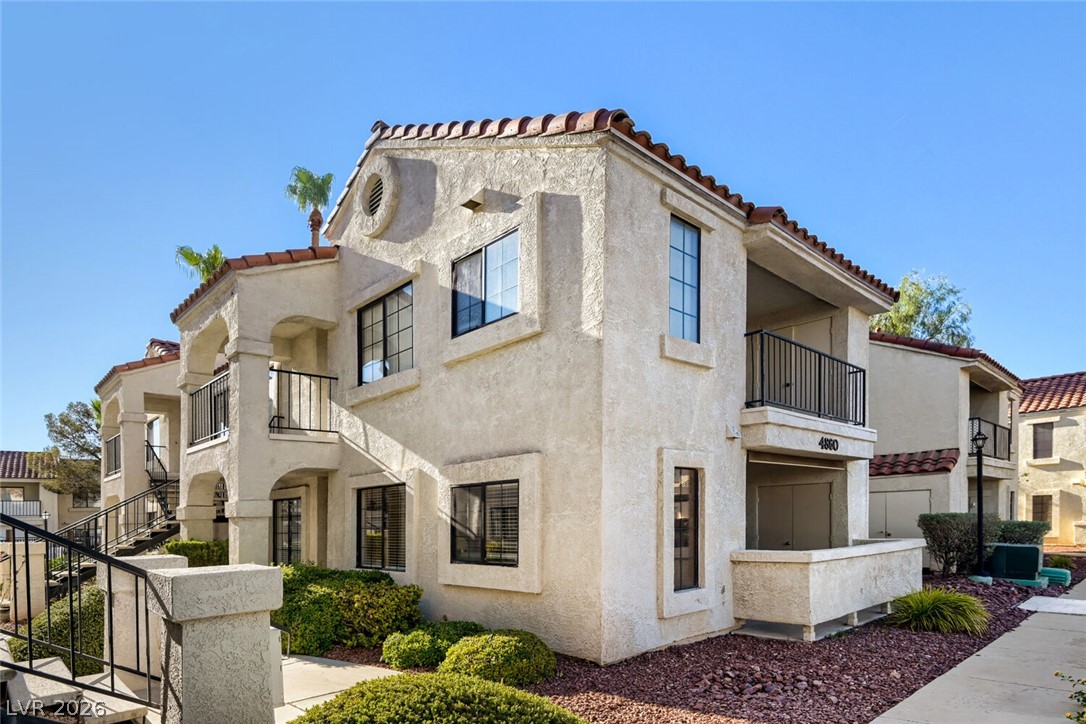 4860 Nara Vista Way 102 Property Photo 1
