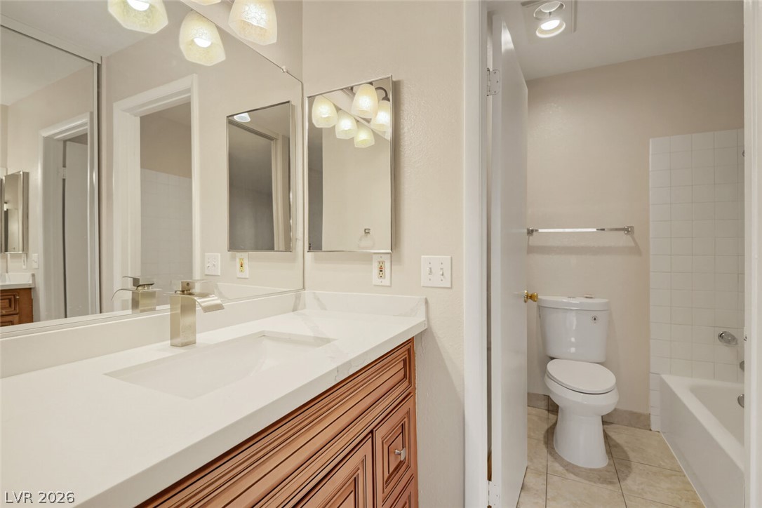 4860 Nara Vista Way 102 Property Photo 17
