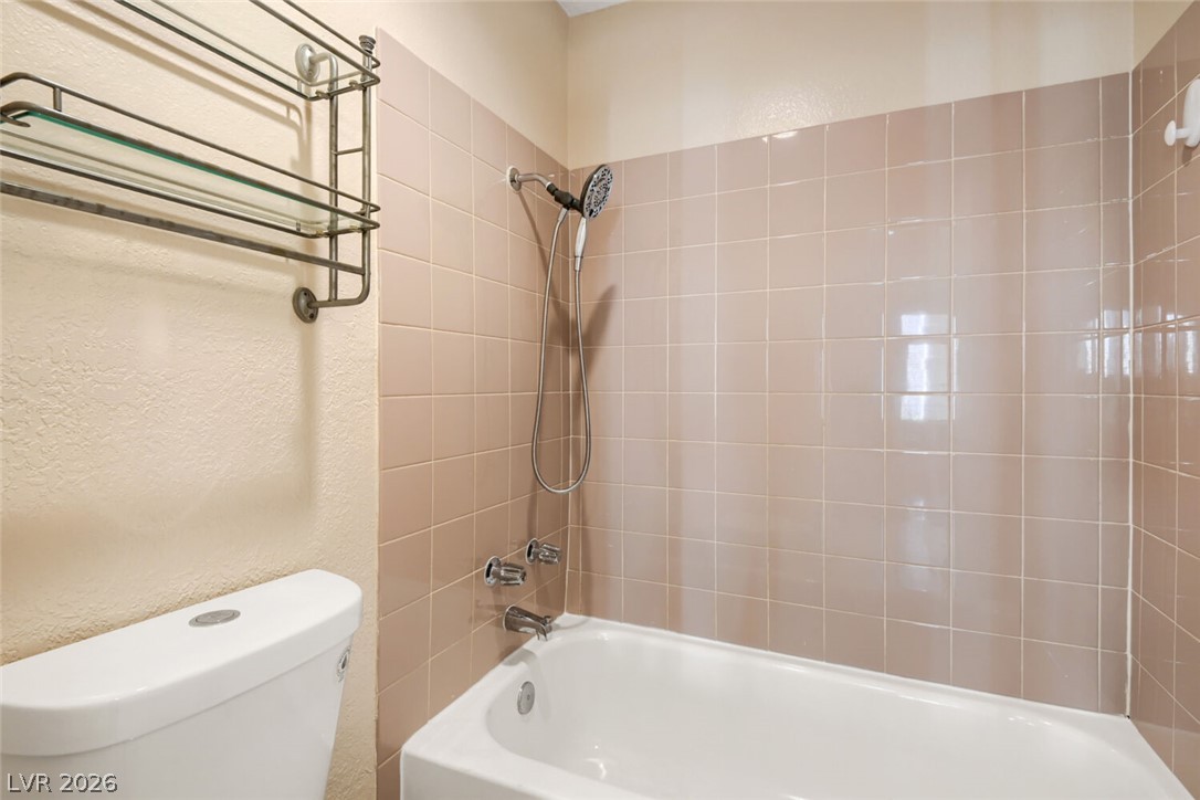 4860 Nara Vista Way 102 Property Photo 20