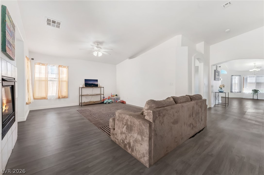 4537 Colonial Canyon Street Property Photo 14
