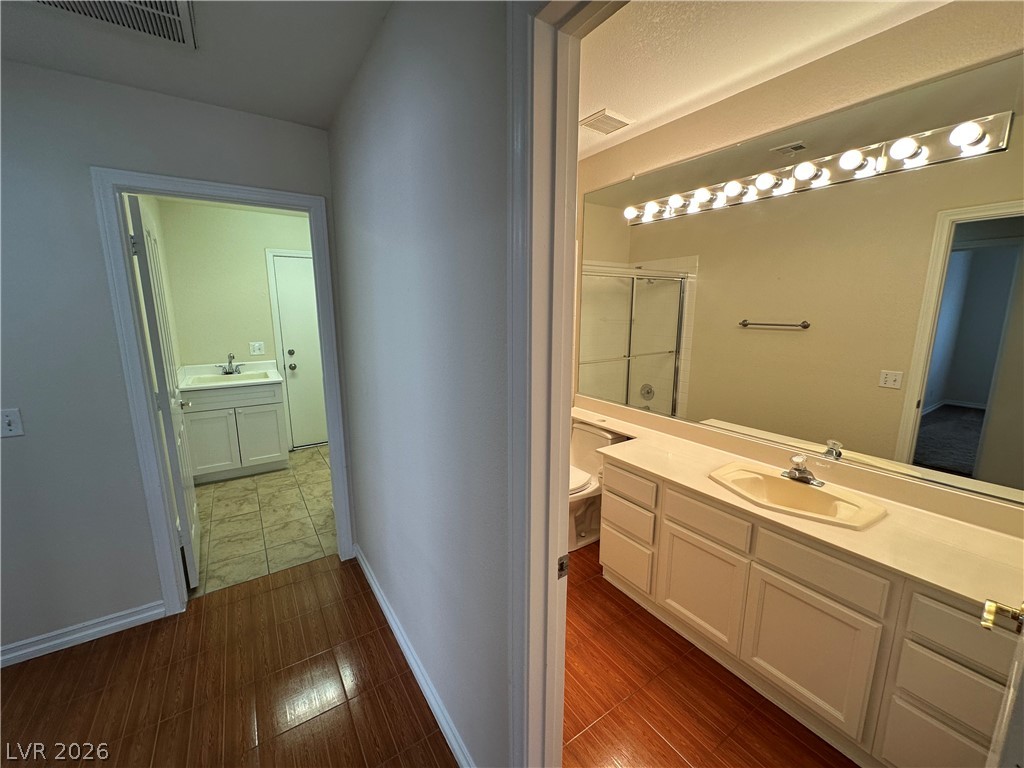 2109 Cedar Hills Street Property Photo 20