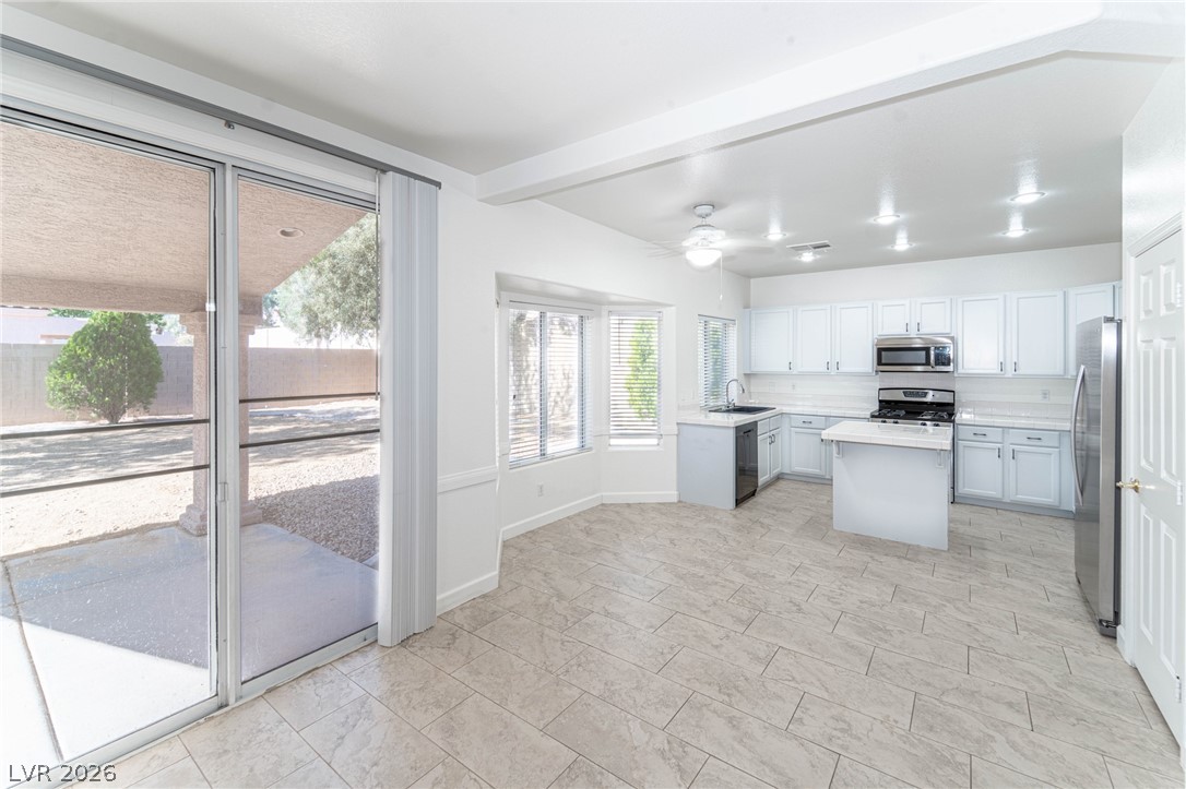 2019 Hobbyhorse Avenue Property Photo 12