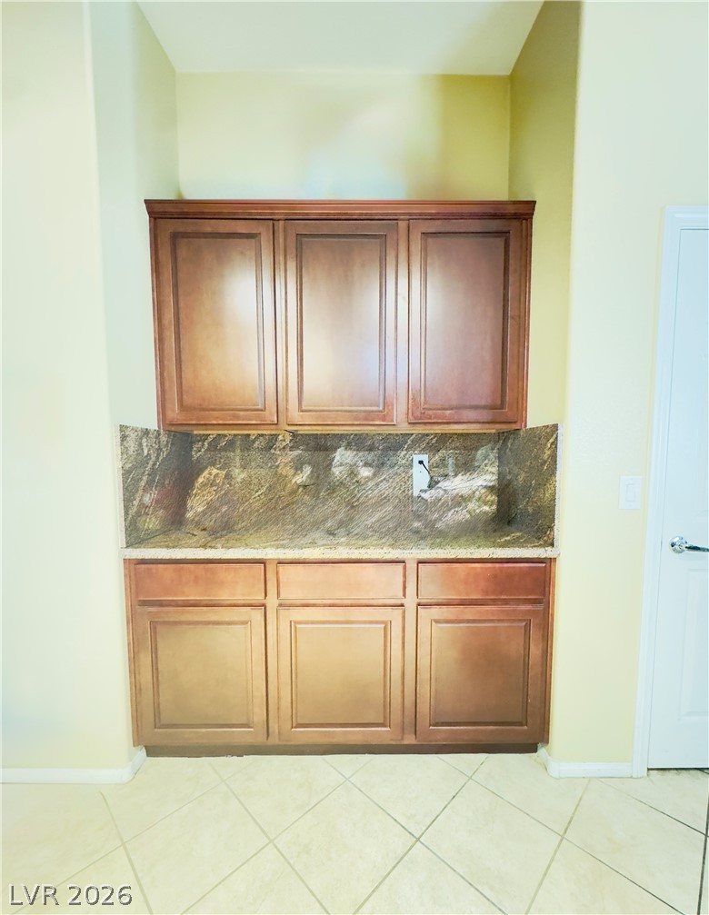 4589 Cedar Island Court Property Photo 9