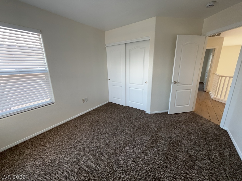 9237 Harbor Stream Avenue Property Photo 9