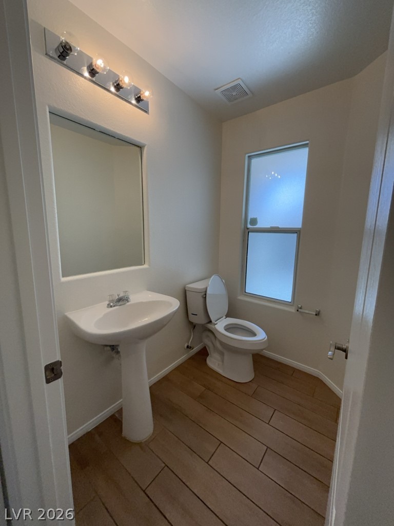 9237 Harbor Stream Avenue Property Photo 14