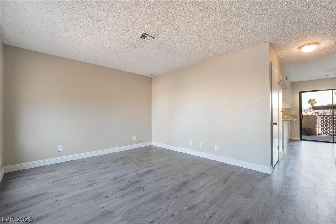 3929 South Torrey Pines Drive Property Photo 6
