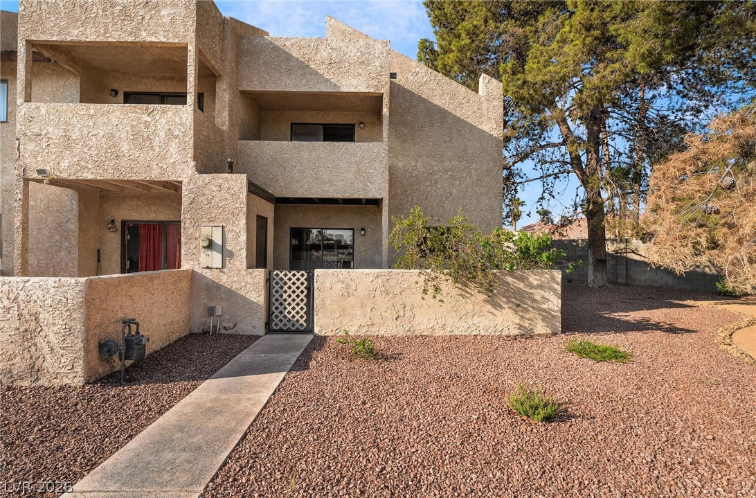 3929 South Torrey Pines Drive Property Photo 32