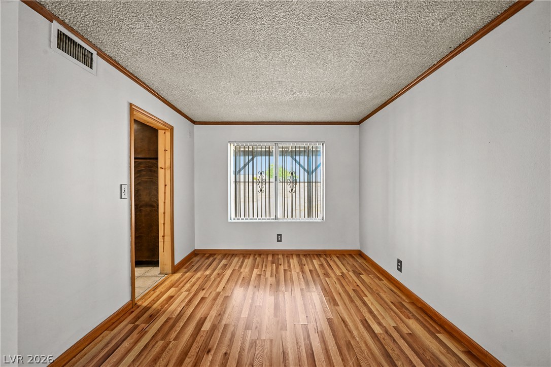 7100 Mountain Moss Drive Property Photo 4