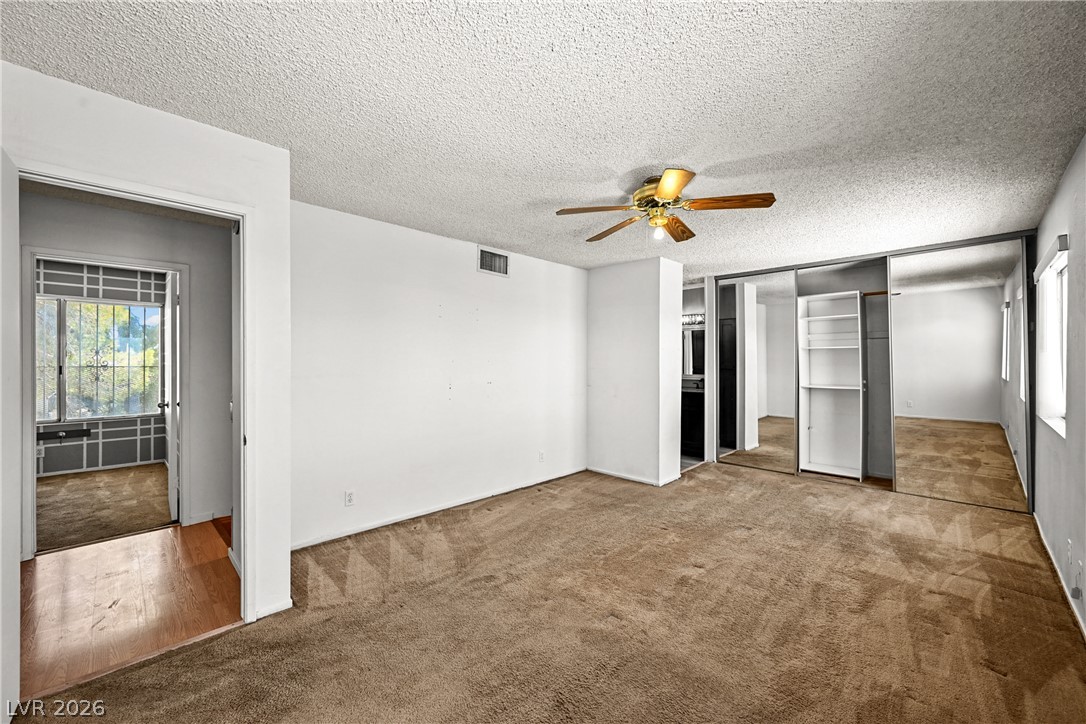 7100 Mountain Moss Drive Property Photo 17