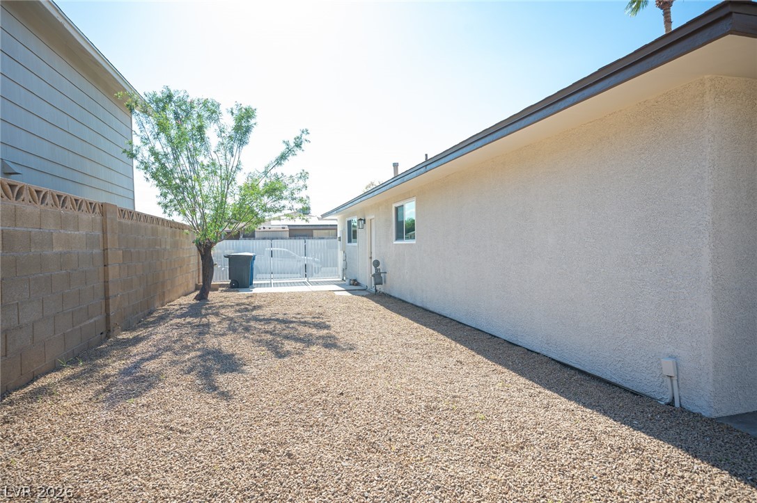 5630 Neosho Street Property Photo 25