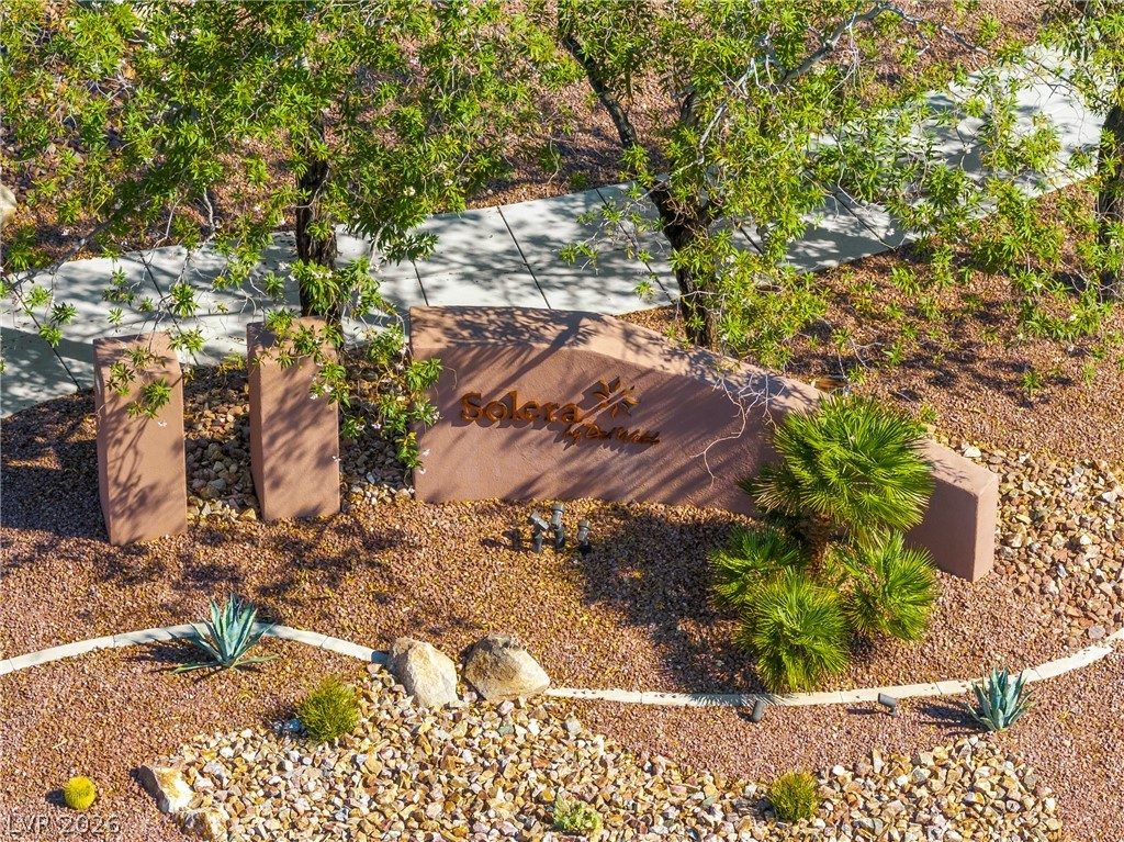2315 Galilean Moon Street Property Photo 33