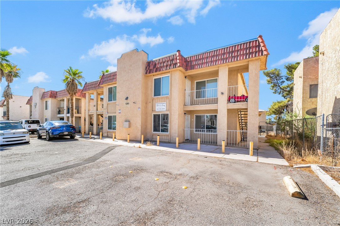 5303 Del Gado Drive B Property Photo 1