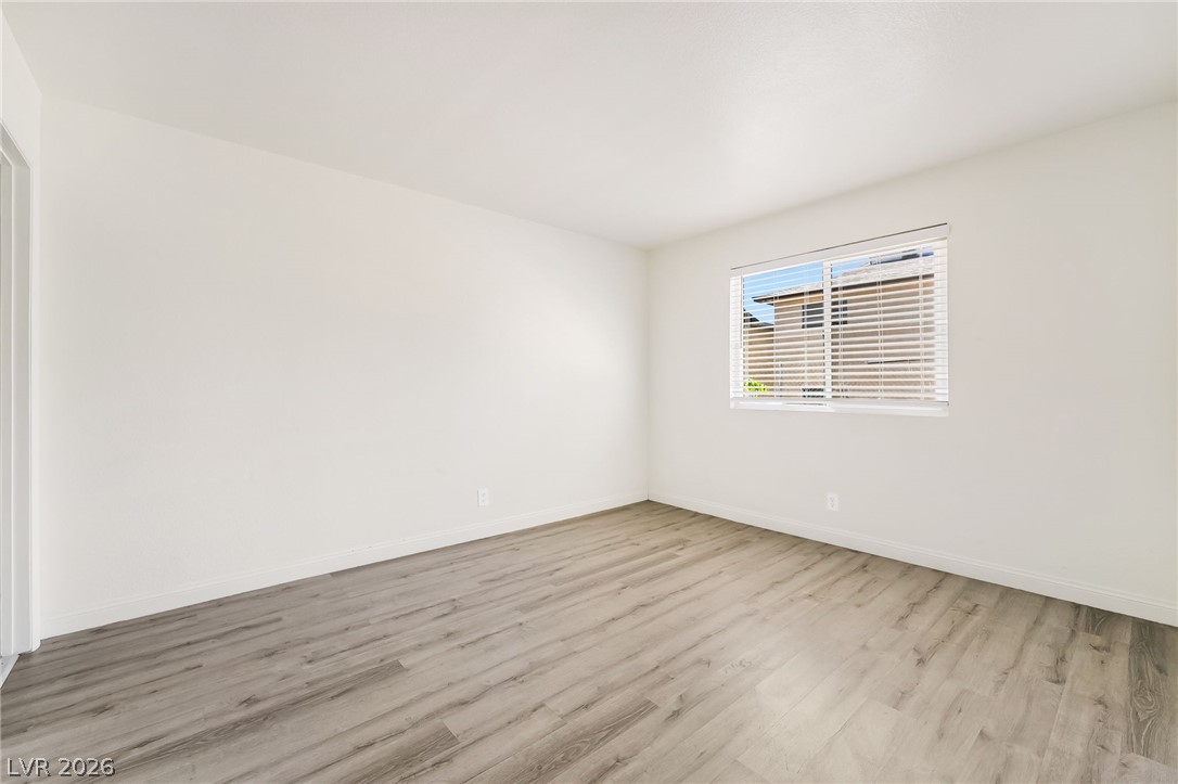 5303 Del Gado Drive B Property Photo 11