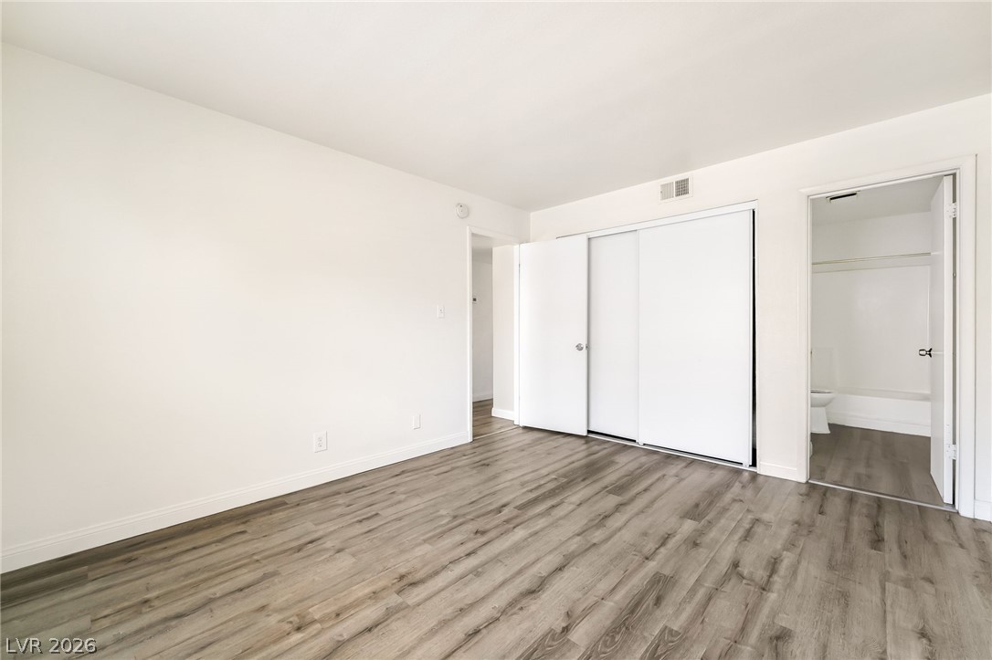 5303 Del Gado Drive B Property Photo 12