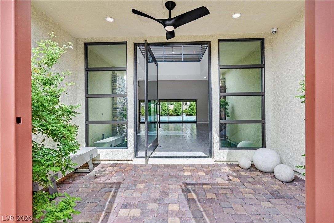 65 Garibaldi Way Property Photo 4