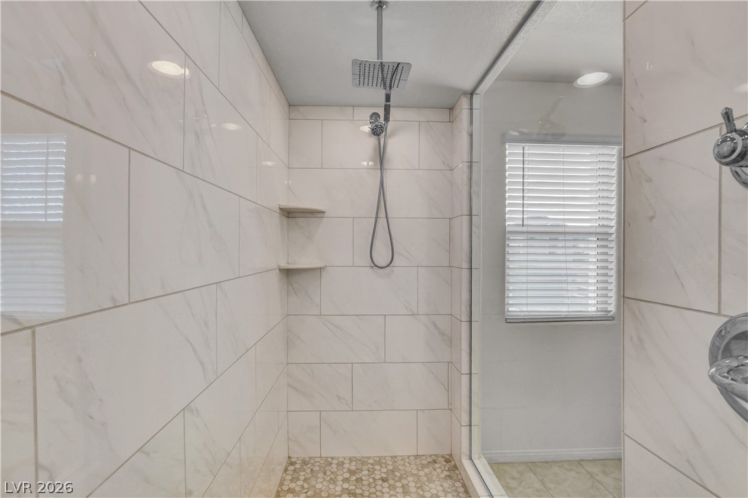 688 Bamboo Bend Place Property Photo 28