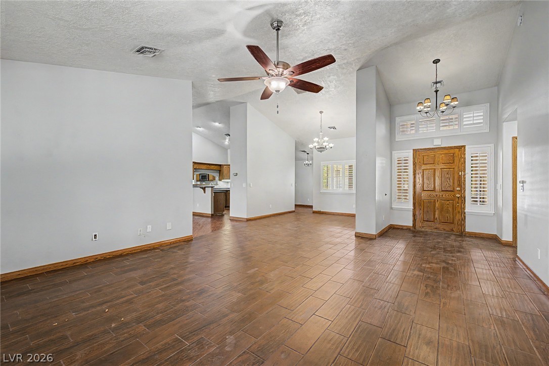 5935 North Campbell Road Property Photo 8