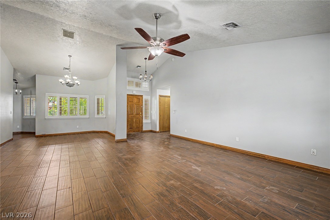 5935 North Campbell Road Property Photo 9