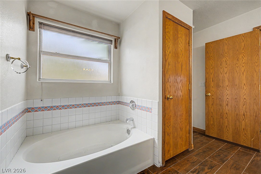 5935 North Campbell Road Property Photo 25