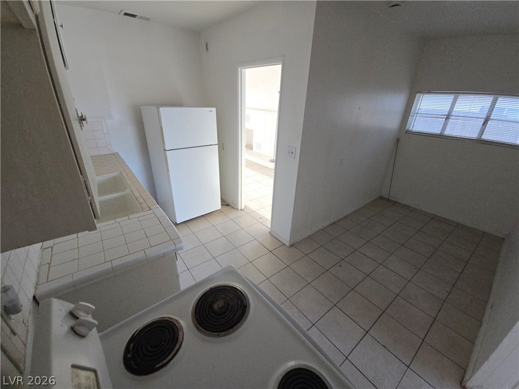 700 Biltmore Drive Property Photo 8