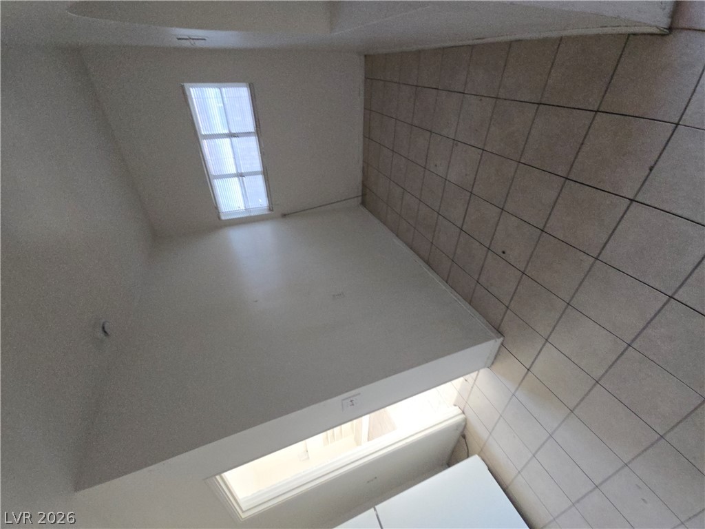 700 Biltmore Drive Property Photo 13