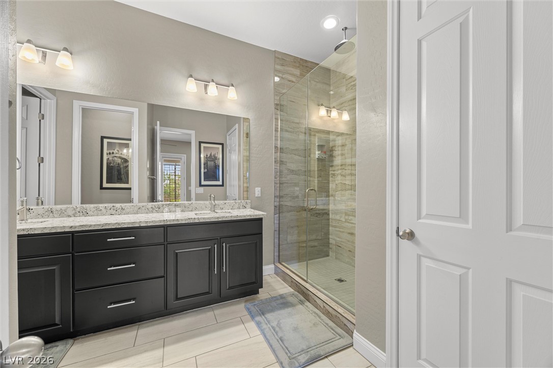 6820 Velvet Snow Street Property Photo 20