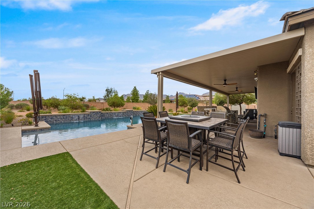 6820 Velvet Snow Street Property Photo 25
