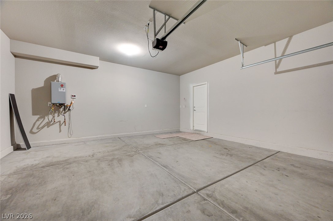 5831 Sleepy Willow Street Property Photo 39