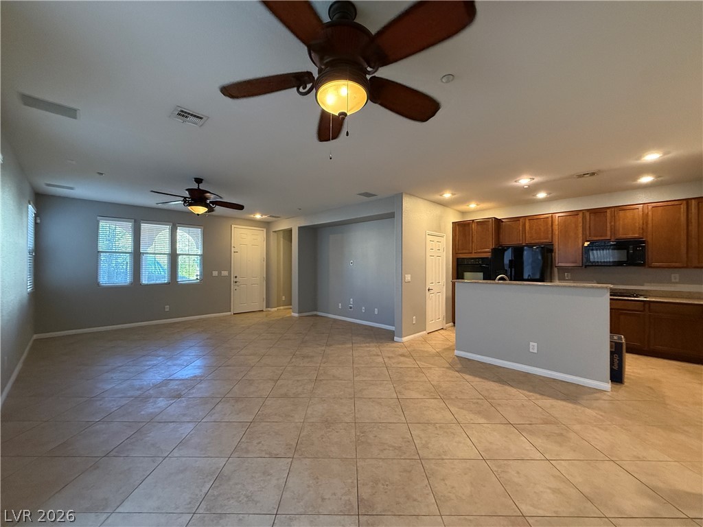 2021 Brush Stroke Street Property Photo 5