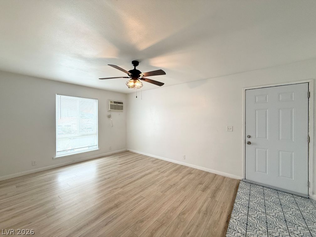 2105 Webster Street 3 Property Photo 4