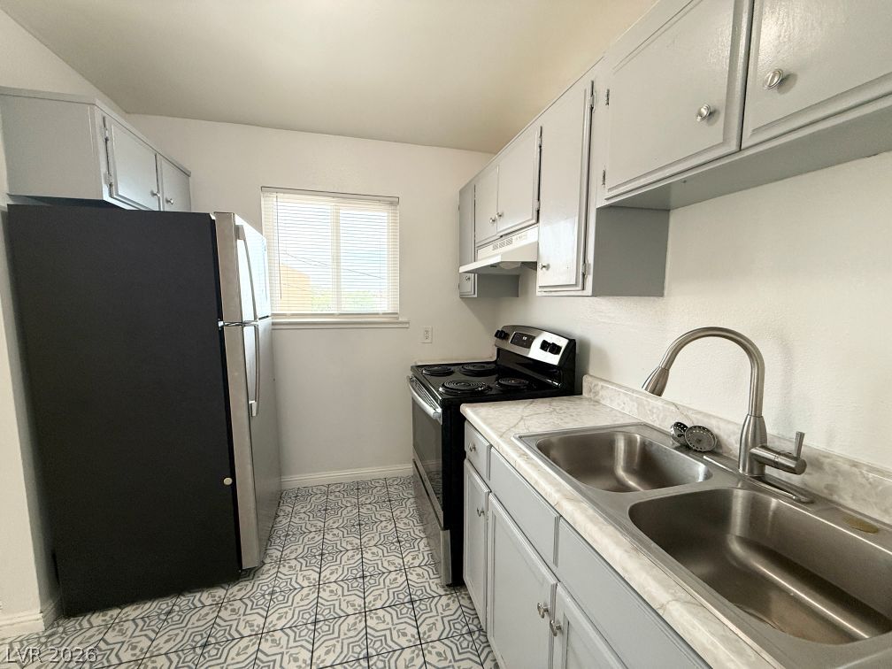 2105 Webster Street 3 Property Photo 8