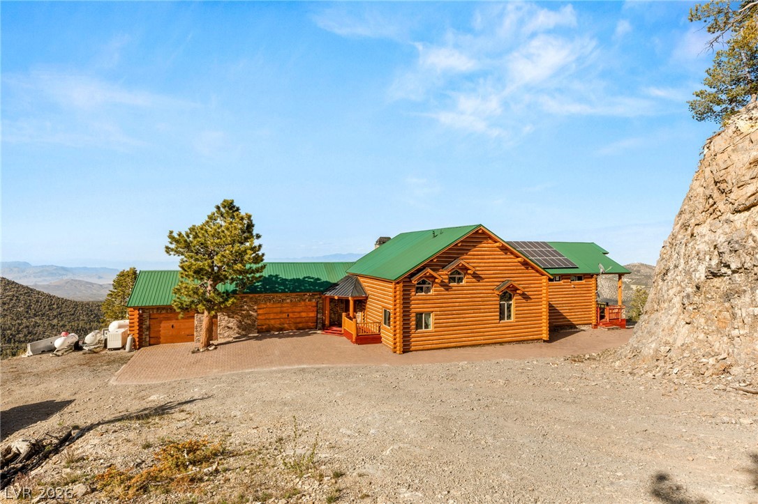 4910 Cougar Ridge Trail Property Photo 11