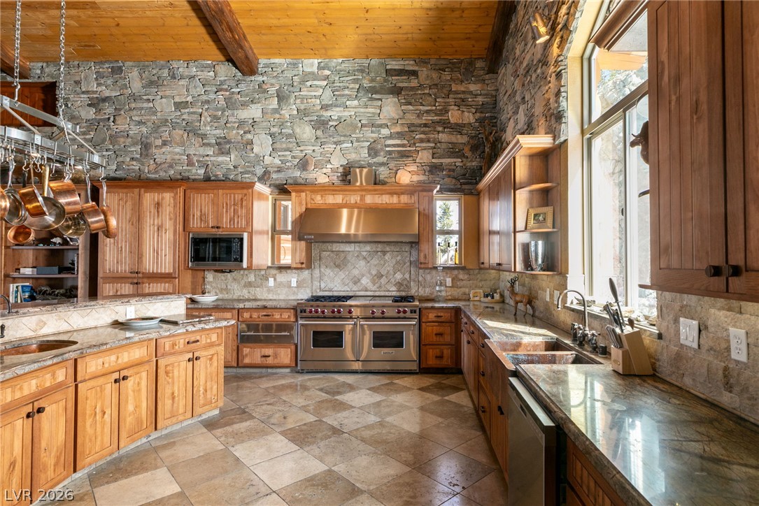 4910 Cougar Ridge Trail Property Photo 23