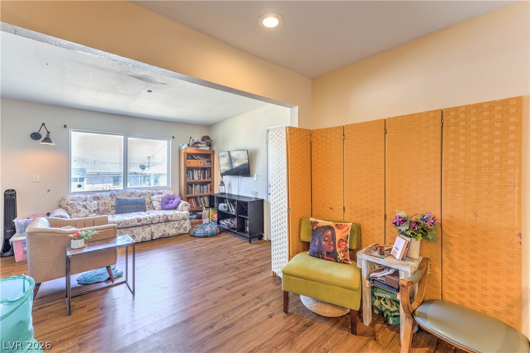 2116 West Travis Street Property Photo 50