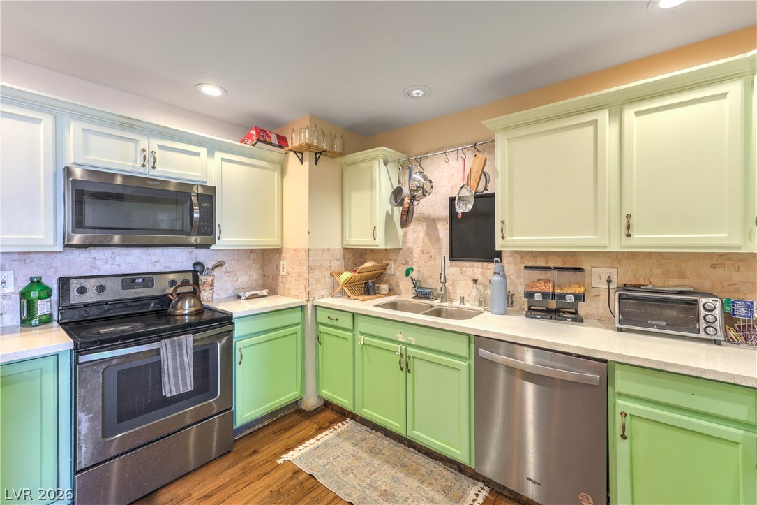 2116 West Travis Street Property Photo 55